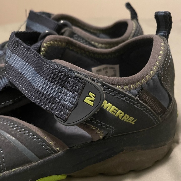 Merrell Boys Hydro Hiker Sandel Size 2 *EXCELLENT Used Condition* - Picture 5 of 8